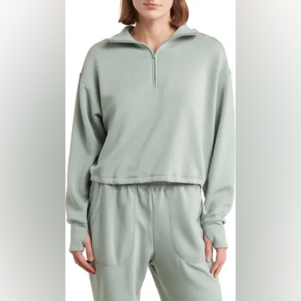 Yogalicious Softlite Delilah Scuba Half Zip XS - Picture 3 of 6